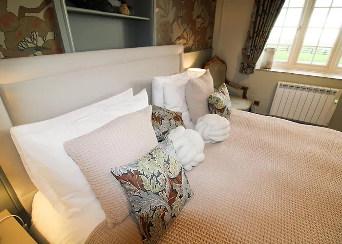 Vakantiehuis Drakes Rest, With Hot Tub, Ideal Romantic Escape