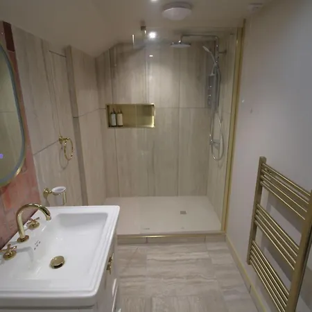 Casa de Férias Drakes Rest, With Hot Tub, Ideal Romantic Escape Kirklinton