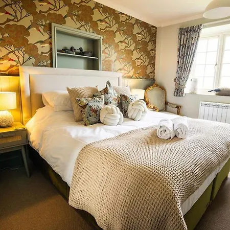 Drakes Rest, With Hot Tub, Ideal Romantic Escape * Kirklinton